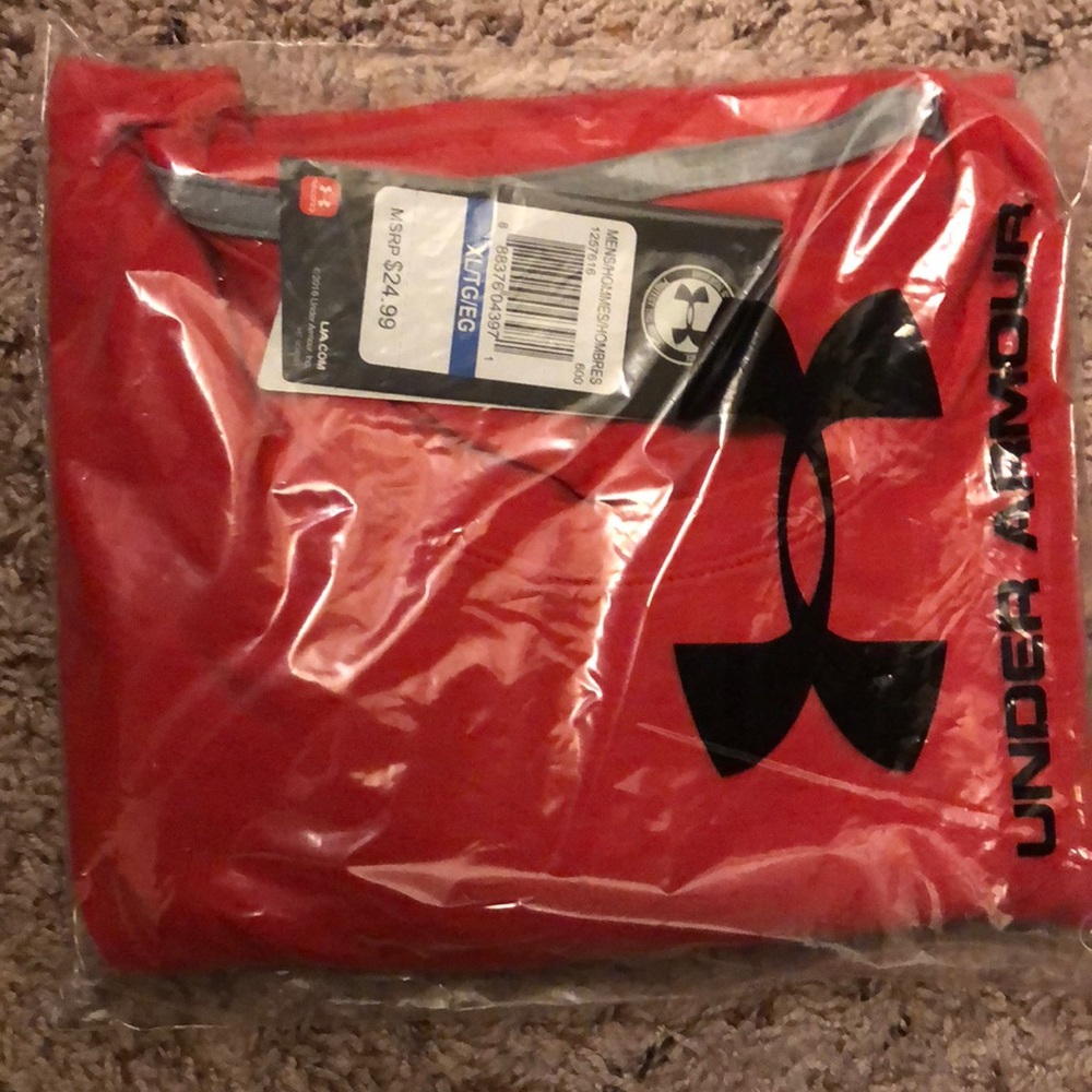 Under Armour | New UA Charged Cotton Tee - Picture 2 of 2